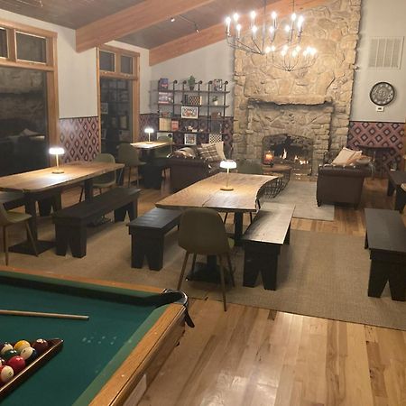 Country Mountain Inn Eureka Springs Eksteriør billede