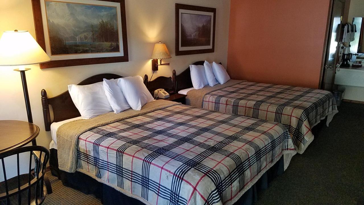 Country Mountain Inn Eureka Springs Eksteriør billede