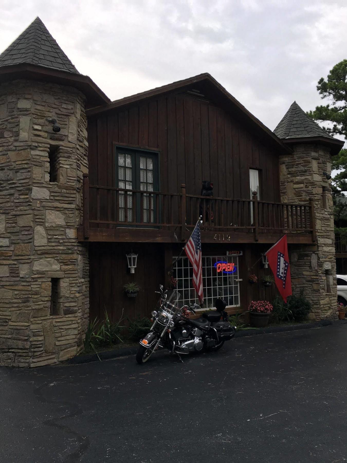 Country Mountain Inn Eureka Springs Eksteriør billede