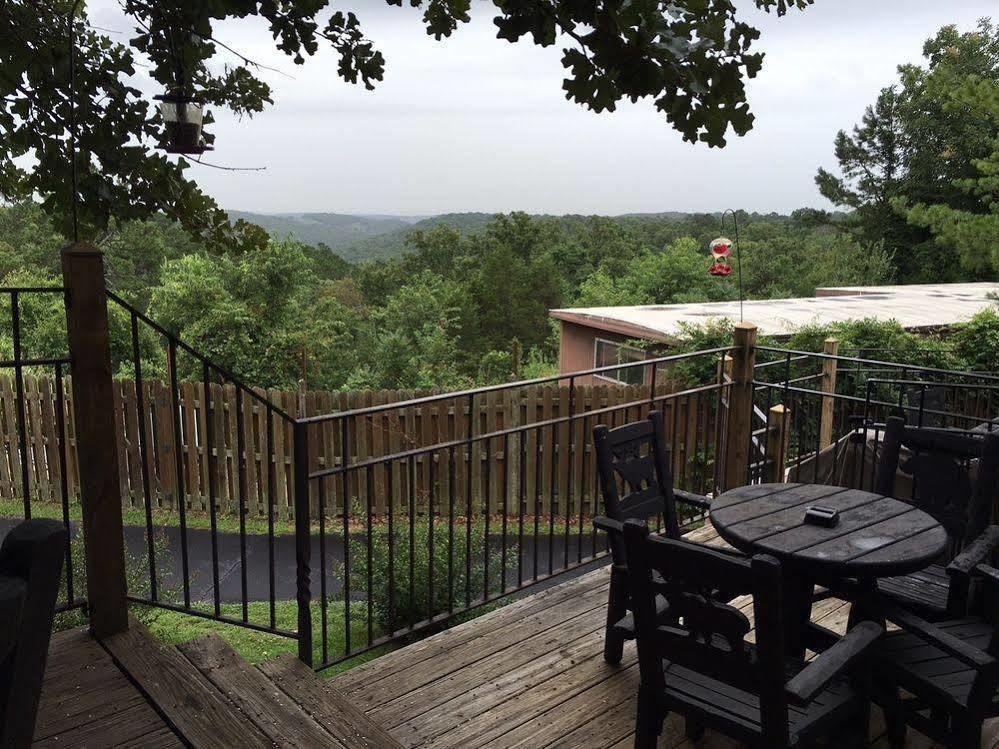 Country Mountain Inn Eureka Springs Eksteriør billede
